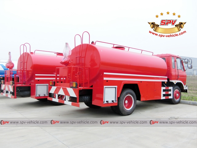Right Back View of Fire Fighting Tanker - Dongfeng 